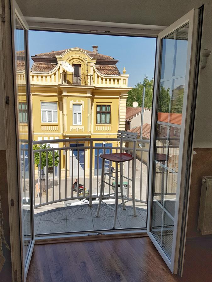 Villa Jelena - Sobe Kragujevac Ngoại thất bức ảnh